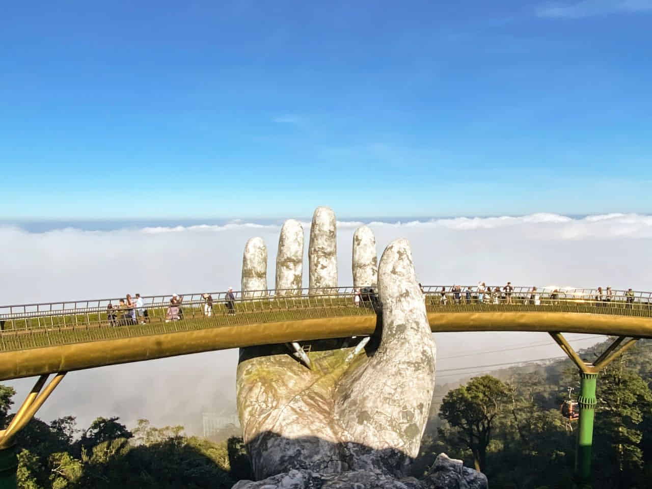 Golden Hand Bridge at Ba Na Hills SunWorld, Hòa Ninh, Hòa Vang, Da Nang, Vietnam