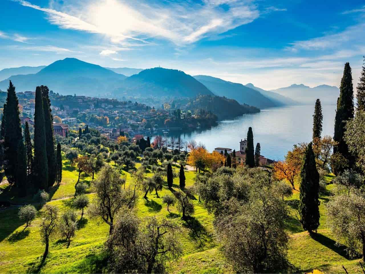 Beautiful view of the greenway del lago di como