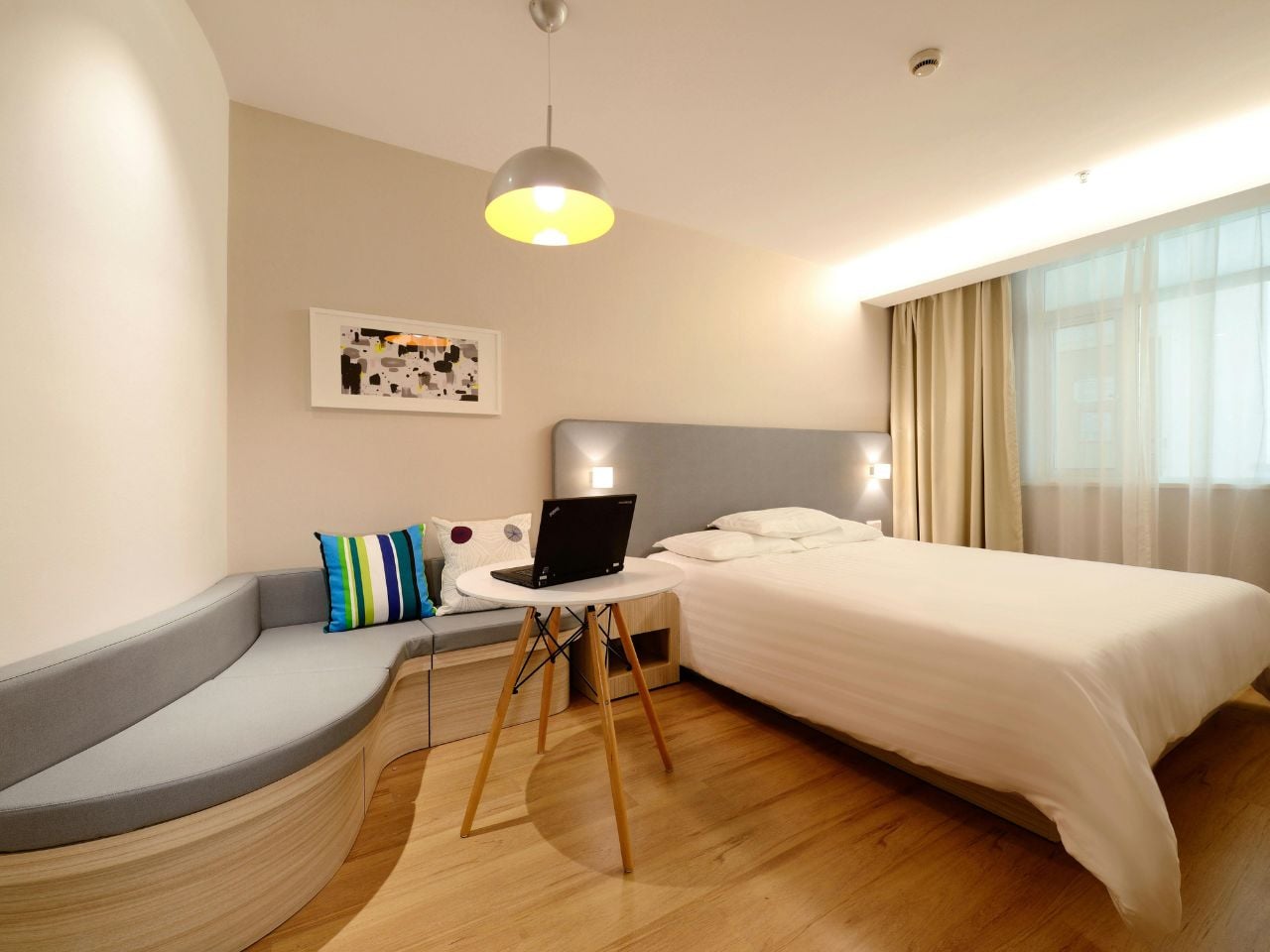 View of an Airbnb Room to showing Airbnb Tips to Save Money