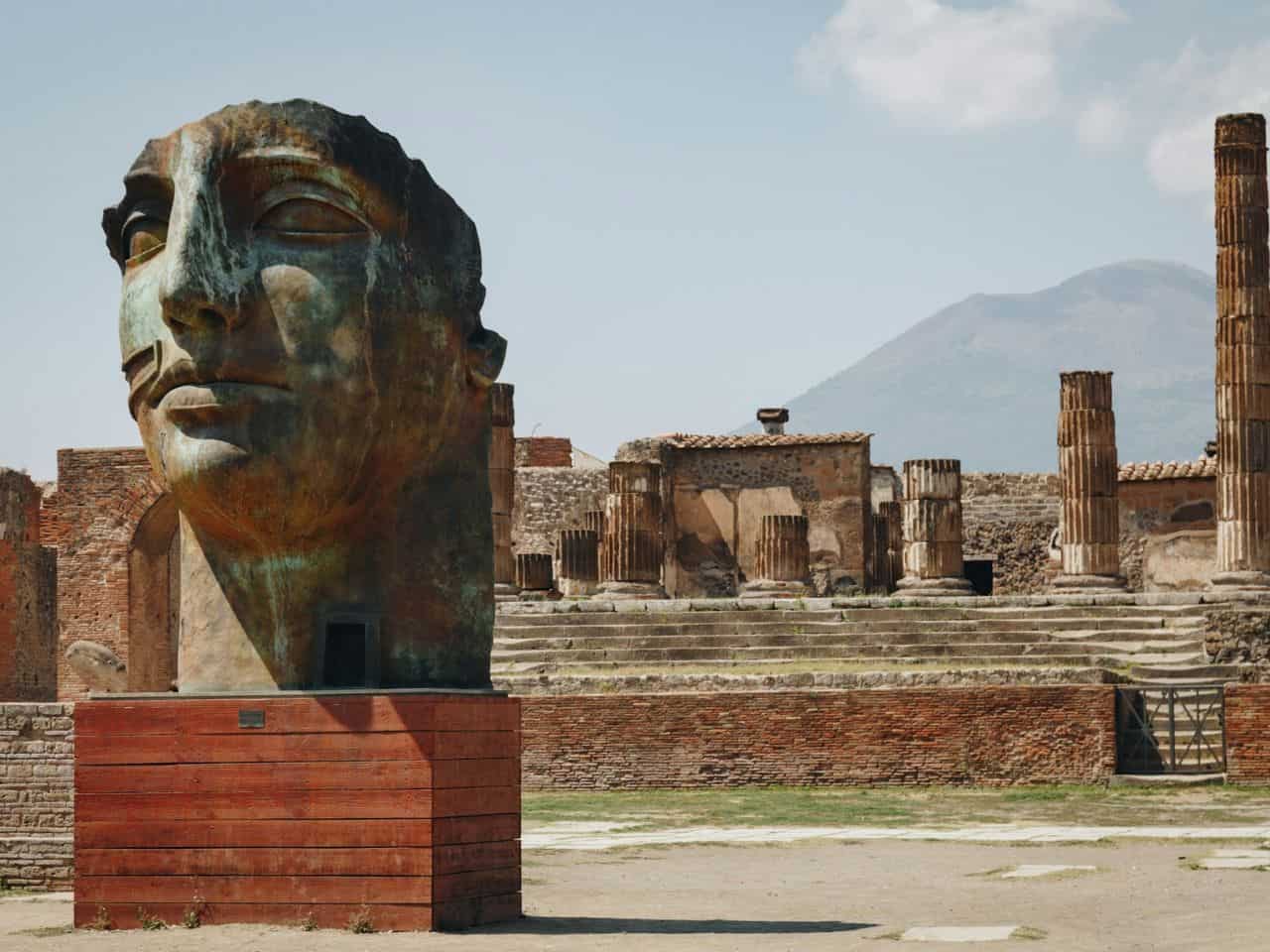 Don't miss out visit Pompeii in your Things to do on The Amalfi Coast