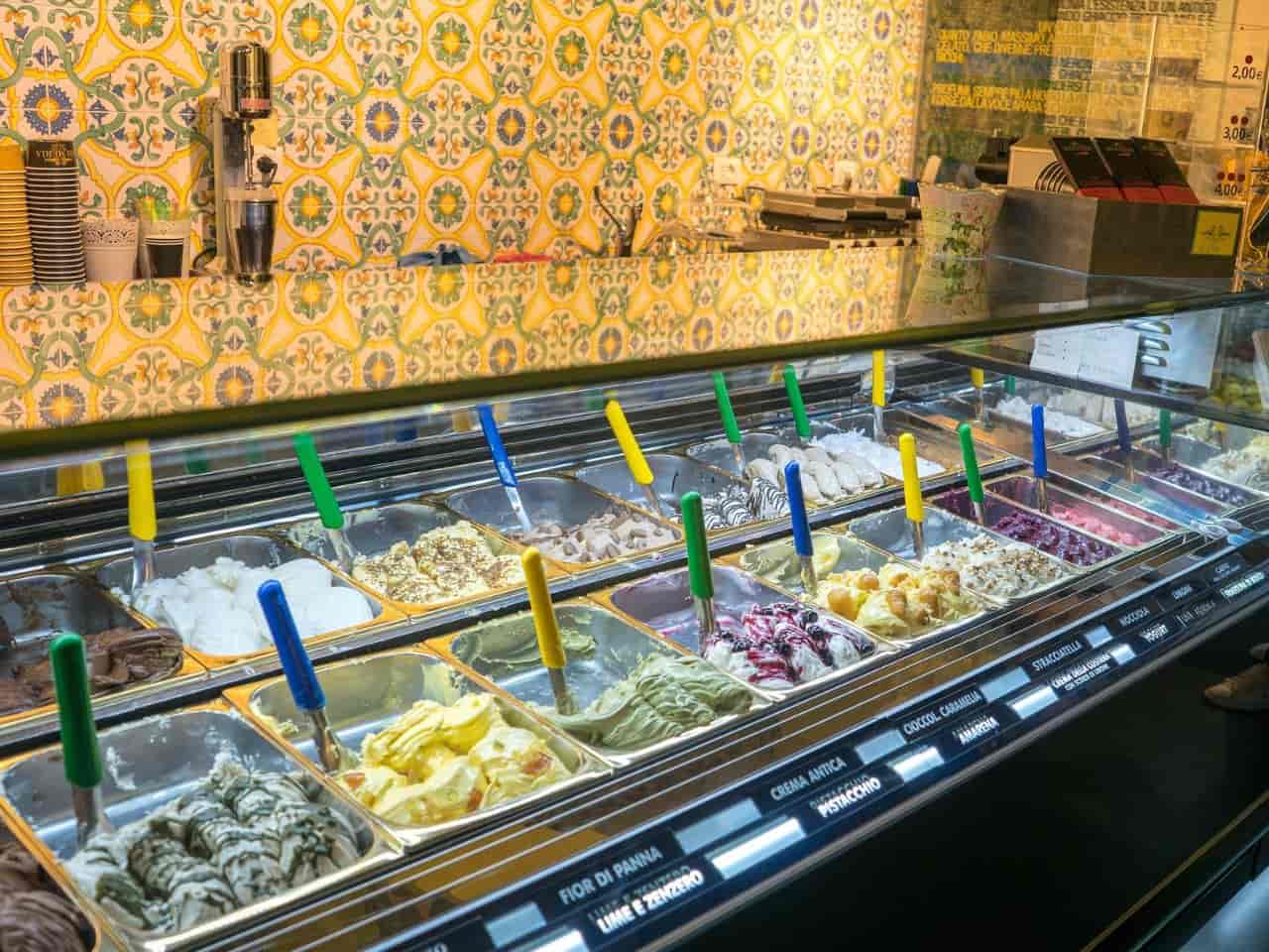 View of the Best Gelateria in Rome - Fiordiluna