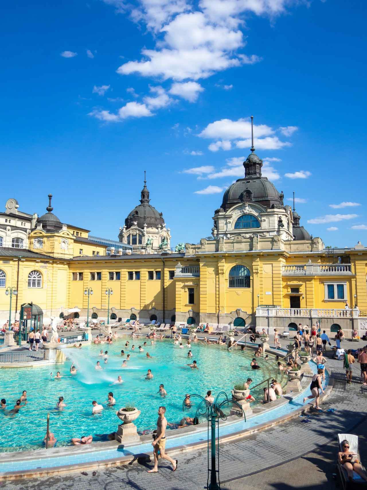 Széchenyi Thermal Bath, Budapest, Hungary