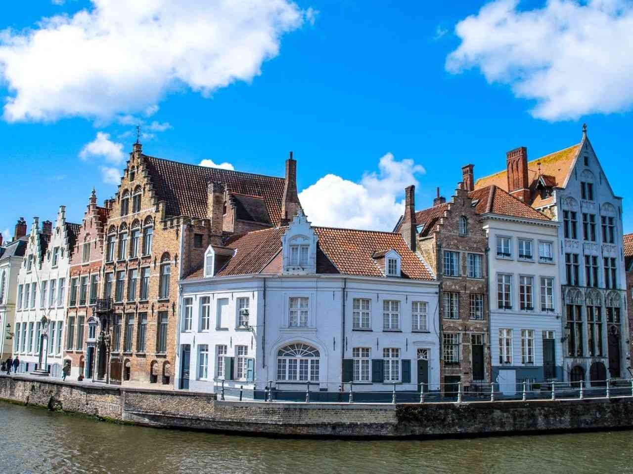 Rozenhoedkaai Canal View Bruges proving the best European Romantic Site