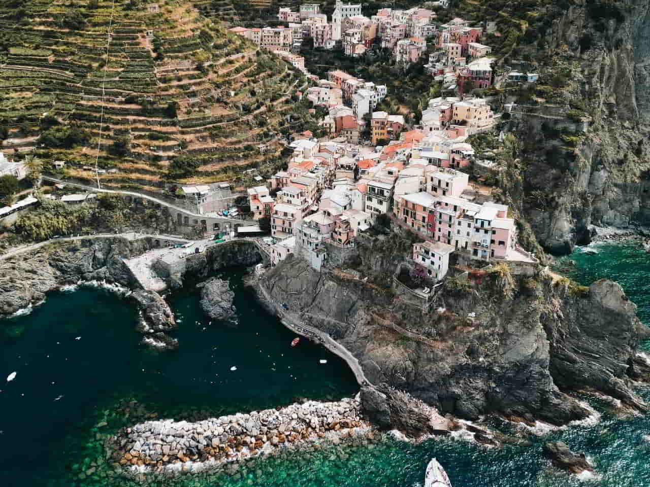 colorful cliffside Manarola village of Cinque Terre Italy
