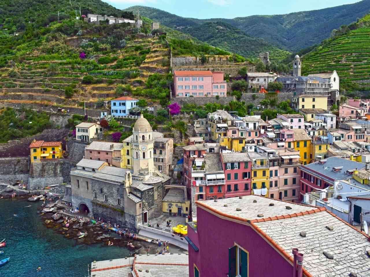 Colorful houses of Vernazza village at the waterfront